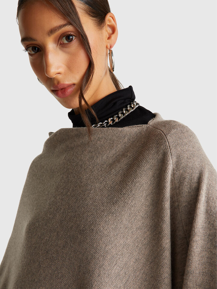 CAPE Women image number 4